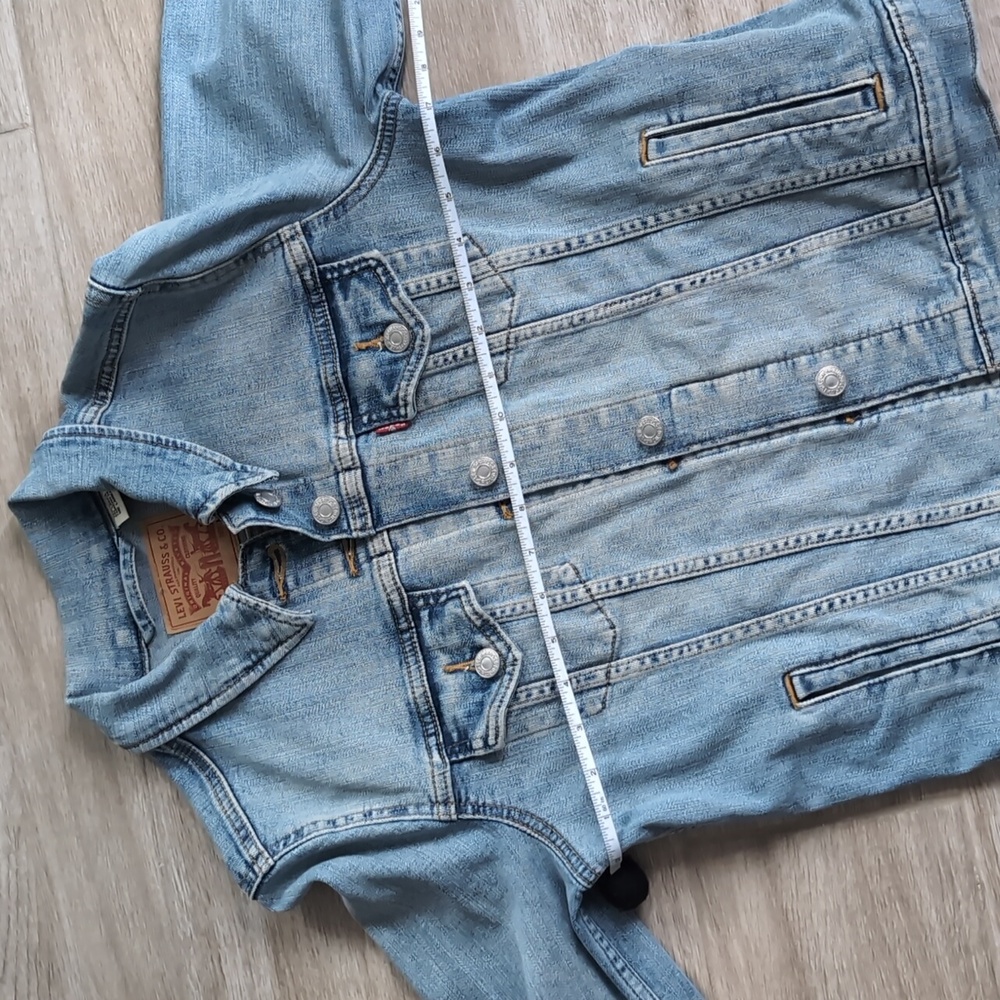 Levi's Denim Jacket - image 8